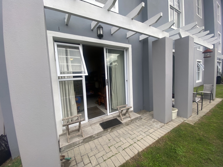 To Let 2 Bedroom Property for Rent in Sonkring Western Cape